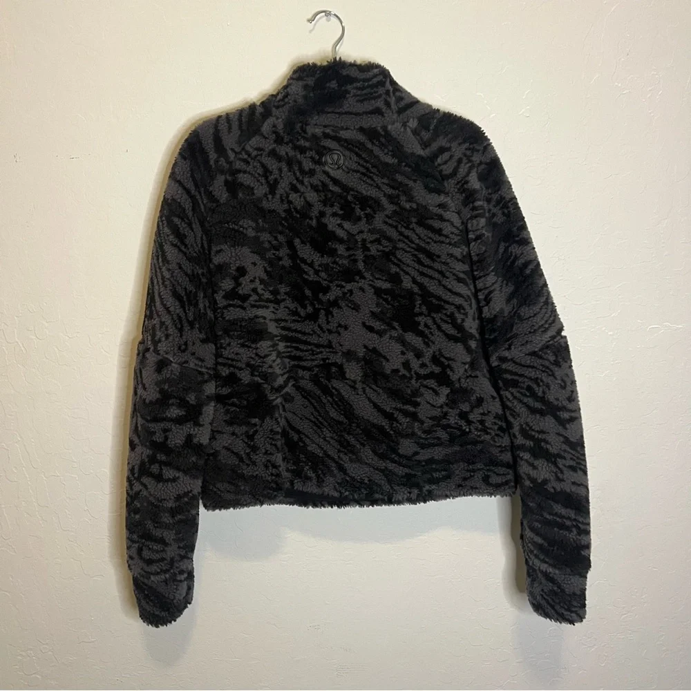 NWT Lululemon Scuba Oversized Fleece Funnel Neck Jacquard Black M/L